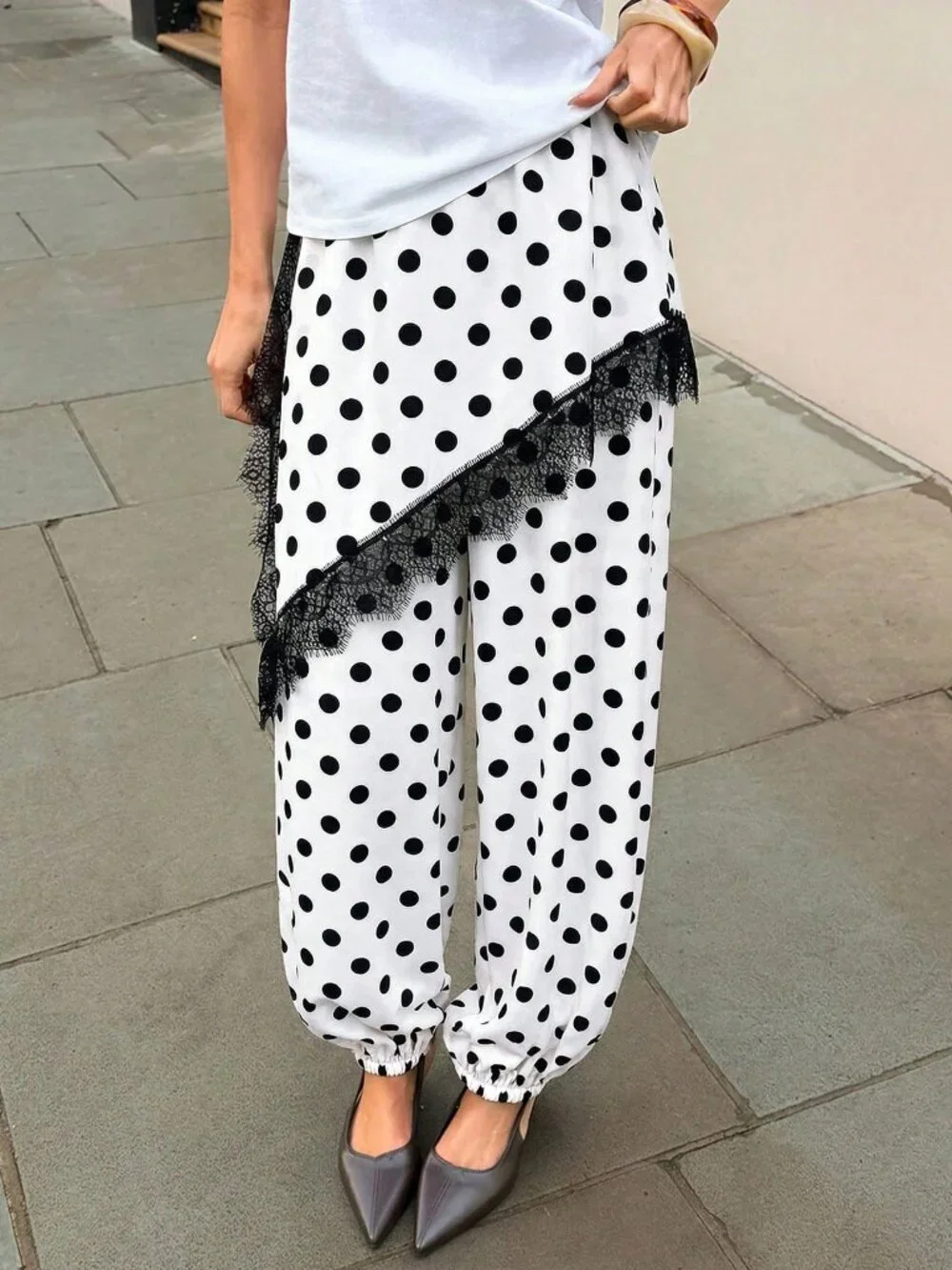 White Casual Women's Polka Dot Lace Elastic Waist Pants - Picture 4 of 5